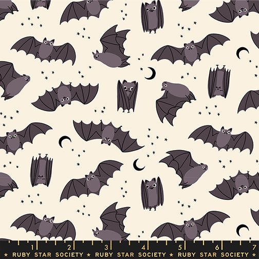Freaky Familiars Fat Bats Natural